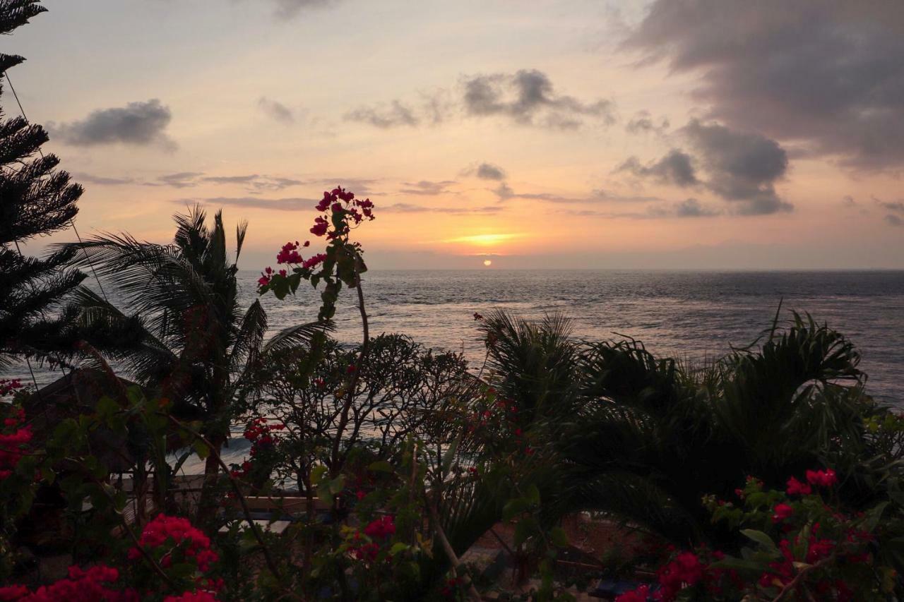 Eka Purnama Cottages آميدْ المظهر الخارجي الصورة